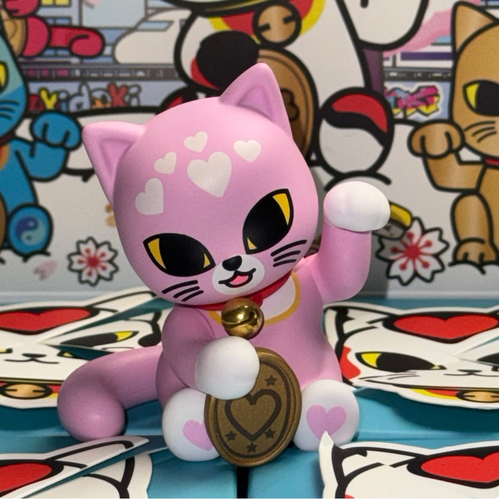 tokidoki Loving Paws from Lucky Cat$ Series